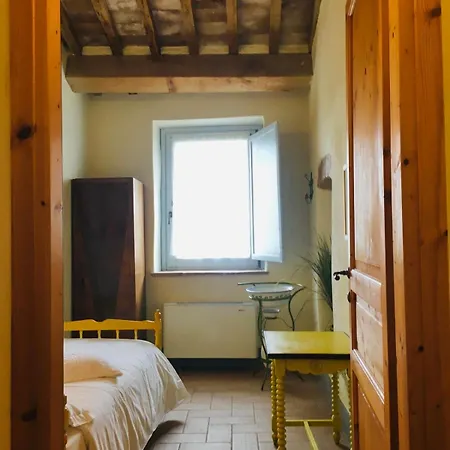 Apartment Casalemonache Appartamenti In Casale In Umbria