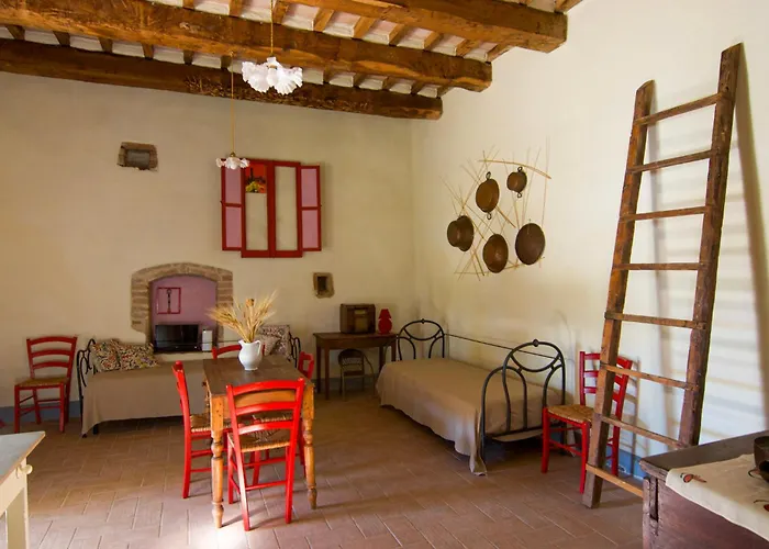 Casalemonache - Nel Casale Umbro *